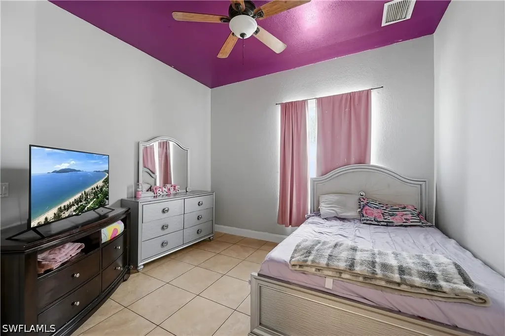 2930 35th Avenue NE Naples FL 34120
