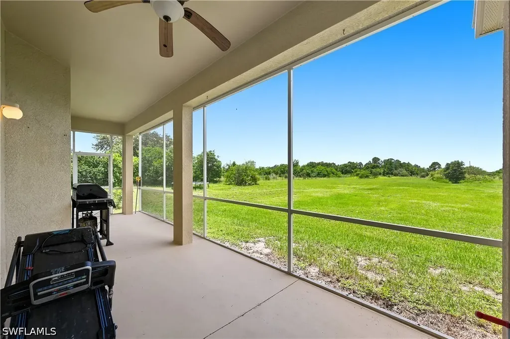 2930 35th Avenue NE Naples FL 34120