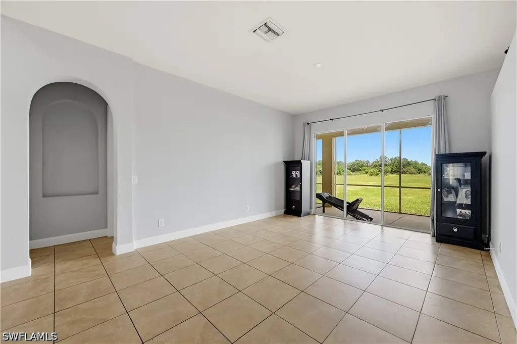 2930 35th Avenue NE Naples FL 34120