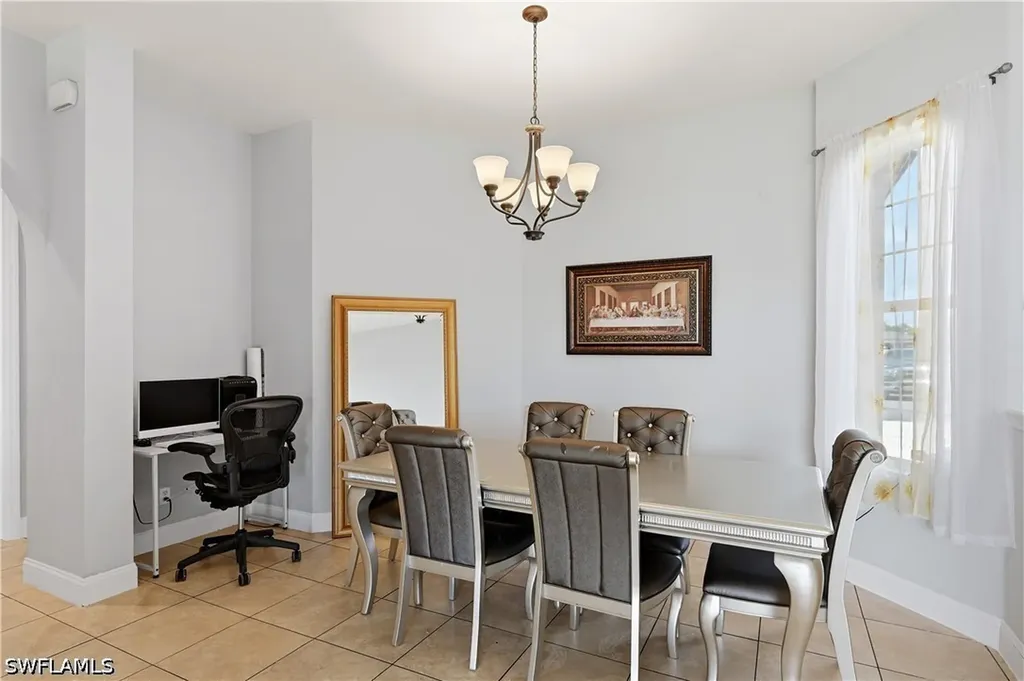 2930 35th Avenue NE Naples FL 34120
