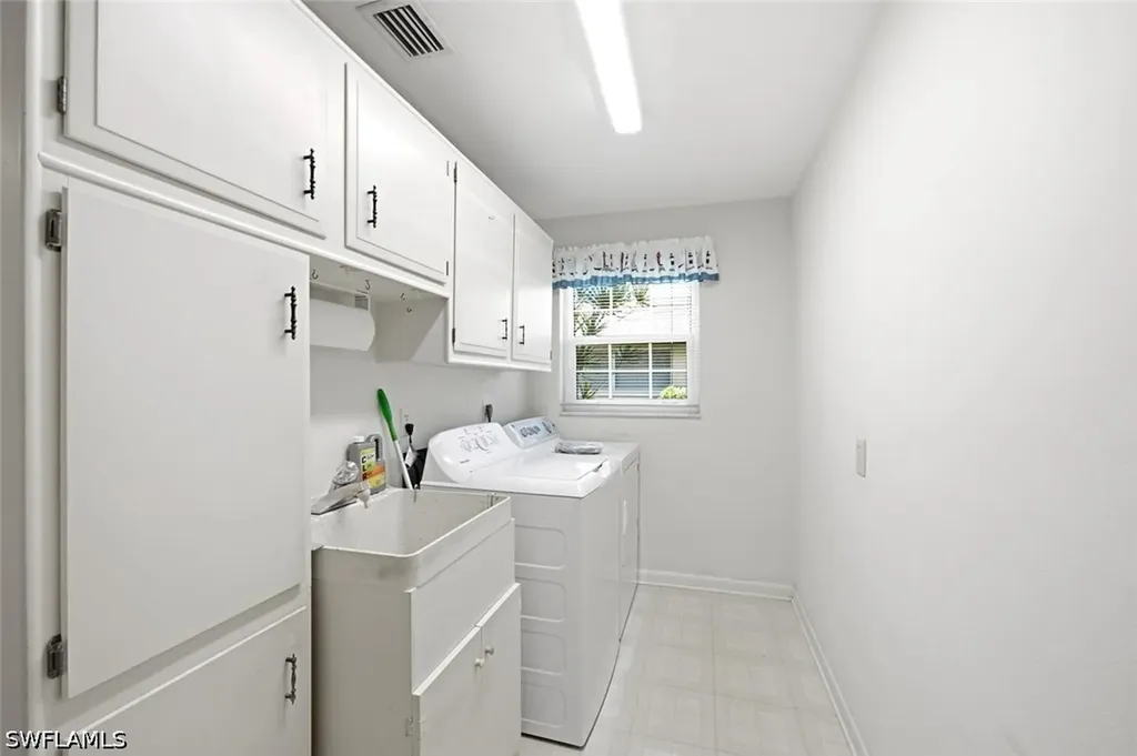 4443 Lakewood Boulevard Naples FL 34112