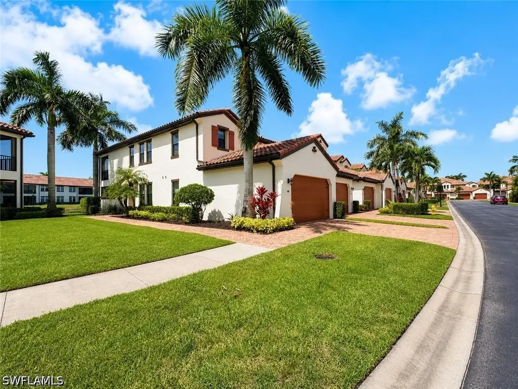15205 Butler Lake Drive Naples FL 34109