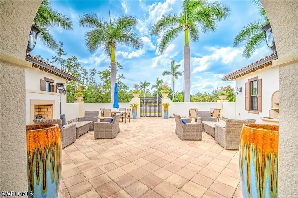15205 Butler Lake Drive Naples FL 34109