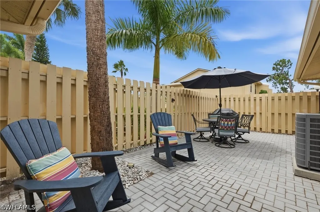 175 Forest Lakes Boulevard Naples FL 34105