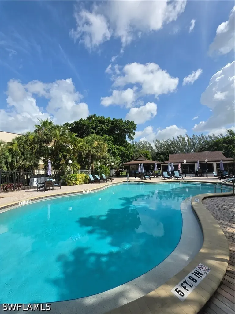 175 Forest Lakes Boulevard Naples FL 34105