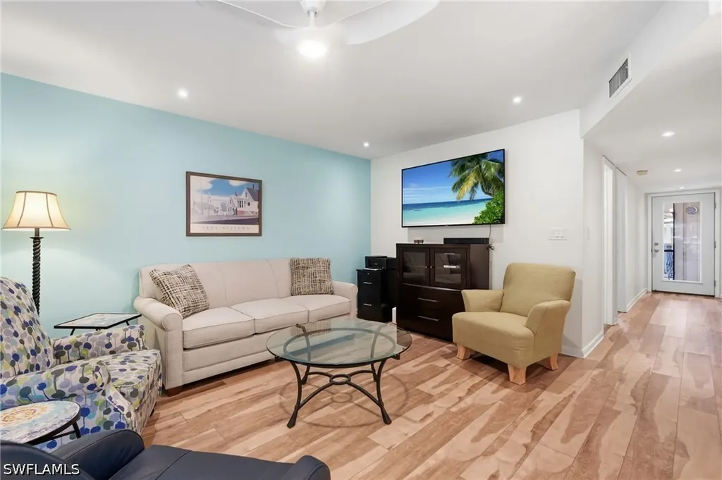 175 Forest Lakes Boulevard Naples FL 34105