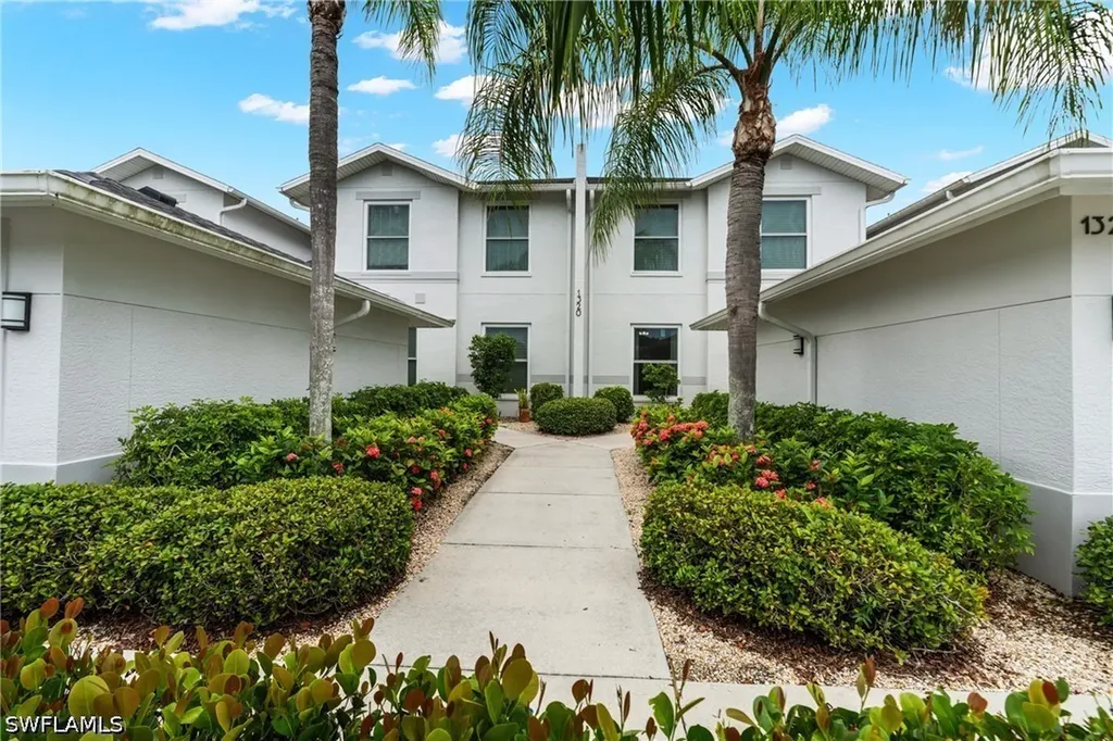 1320 Charleston Square Drive Naples FL 34110