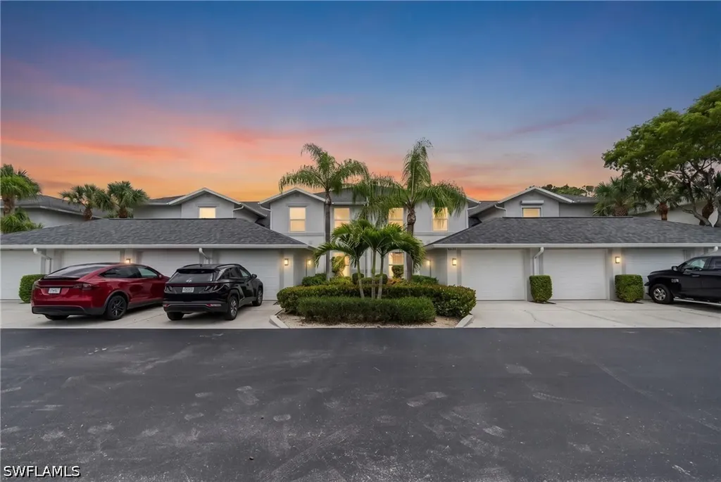 1320 Charleston Square Drive Naples FL 34110