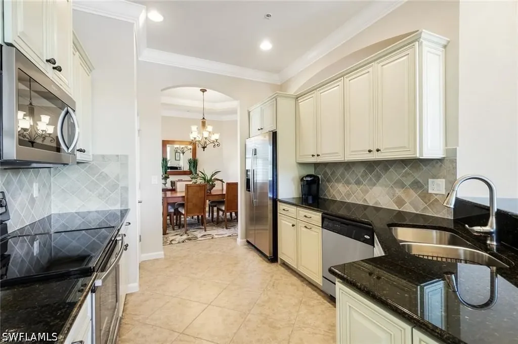 9513 Ironstone Terrace Naples FL 34120