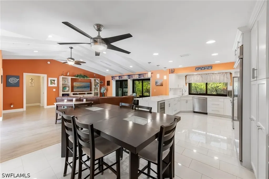 1813 Princess Court Naples FL 34110