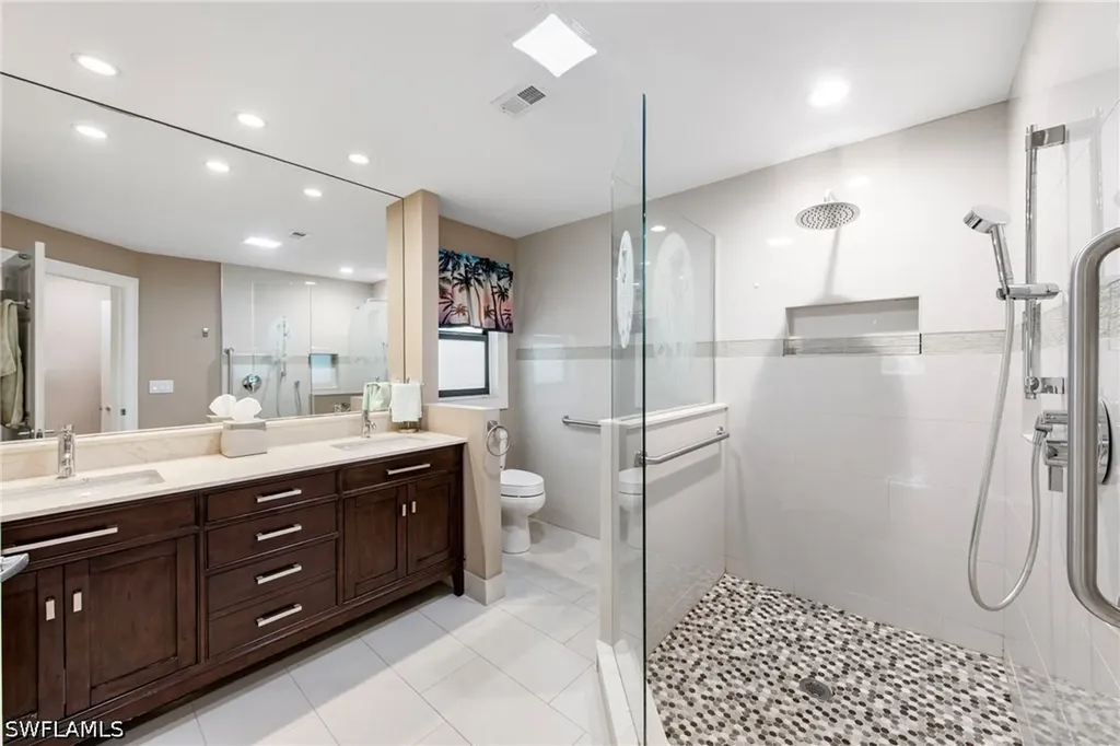 1813 Princess Court Naples FL 34110