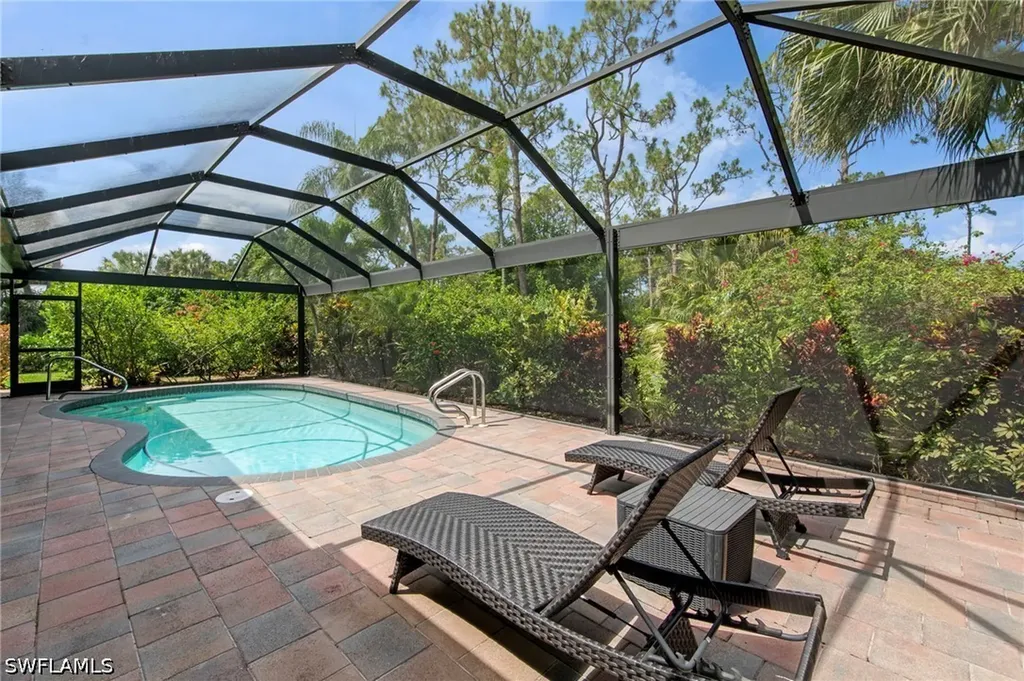 1813 Princess Court Naples FL 34110