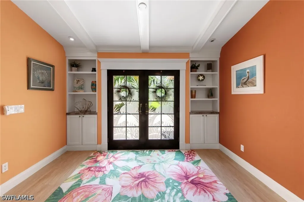 1813 Princess Court Naples FL 34110