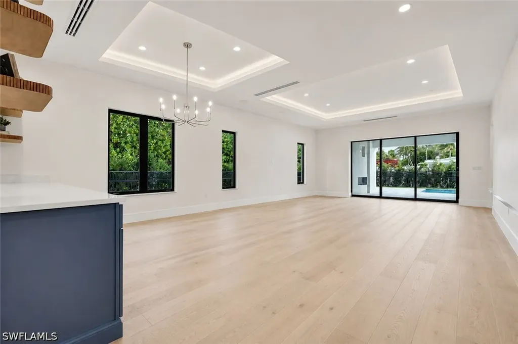 3028 Woodside Avenue Naples FL 34112