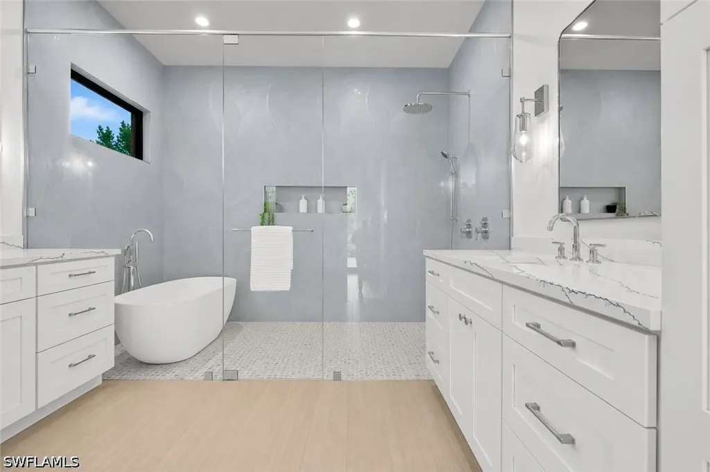 3028 Woodside Avenue Naples FL 34112
