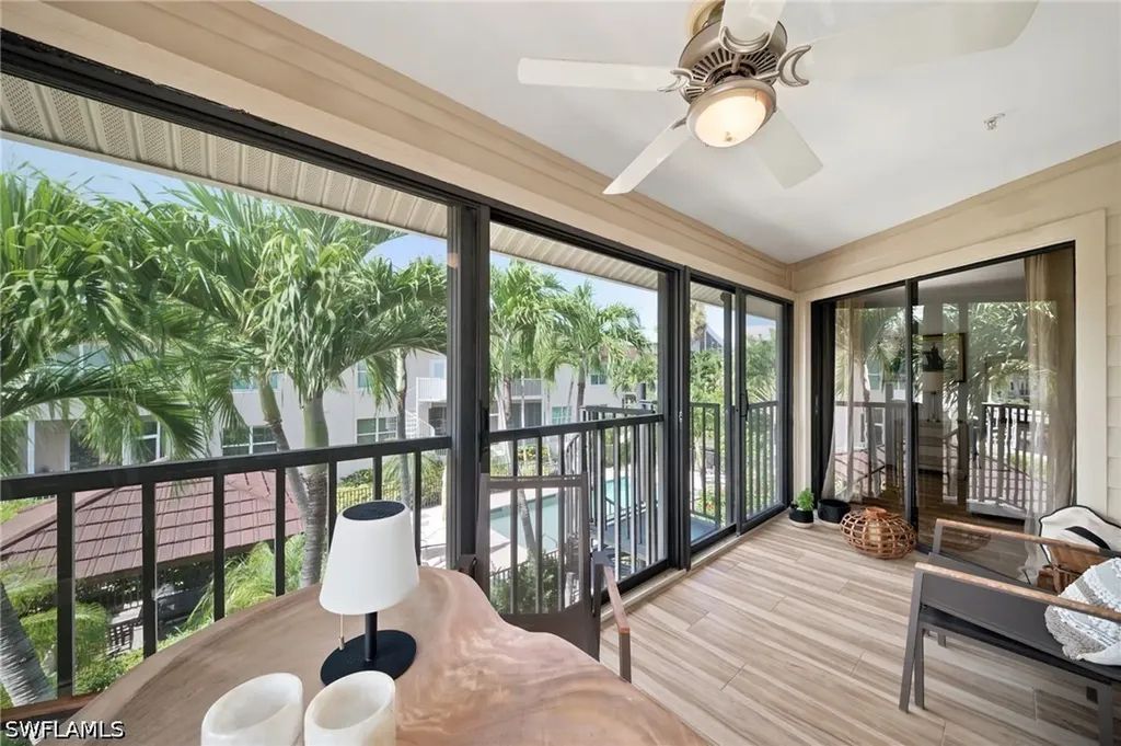 544 10th Avenue S Naples FL 34102