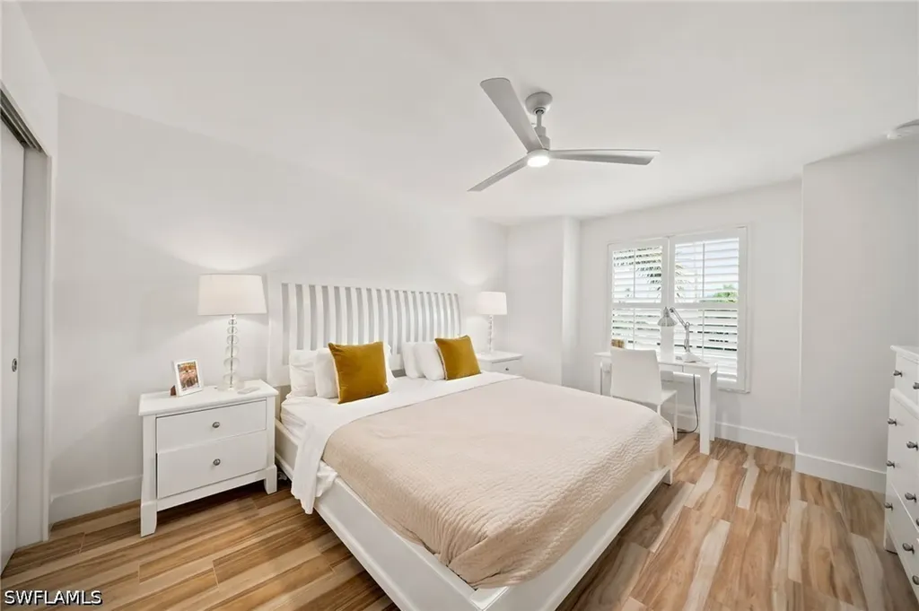 544 10th Avenue S Naples FL 34102