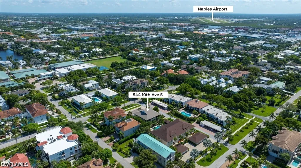 544 10th Avenue S Naples FL 34102
