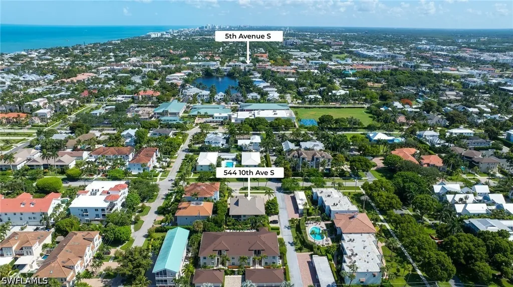 544 10th Avenue S Naples FL 34102
