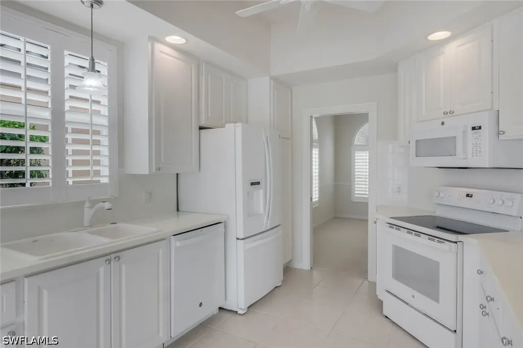 4471 Prescott Lane Naples FL 34119