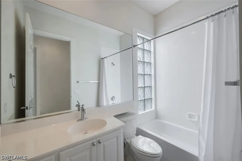 4471 Prescott Lane Naples FL 34119