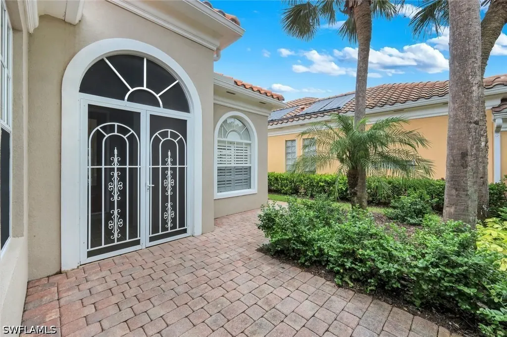 4471 Prescott Lane Naples FL 34119