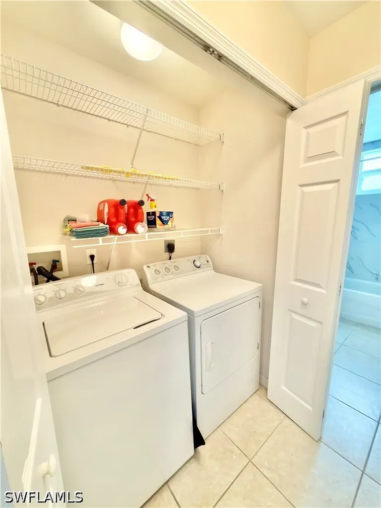 517 Robin Hood Circle Naples FL 34104