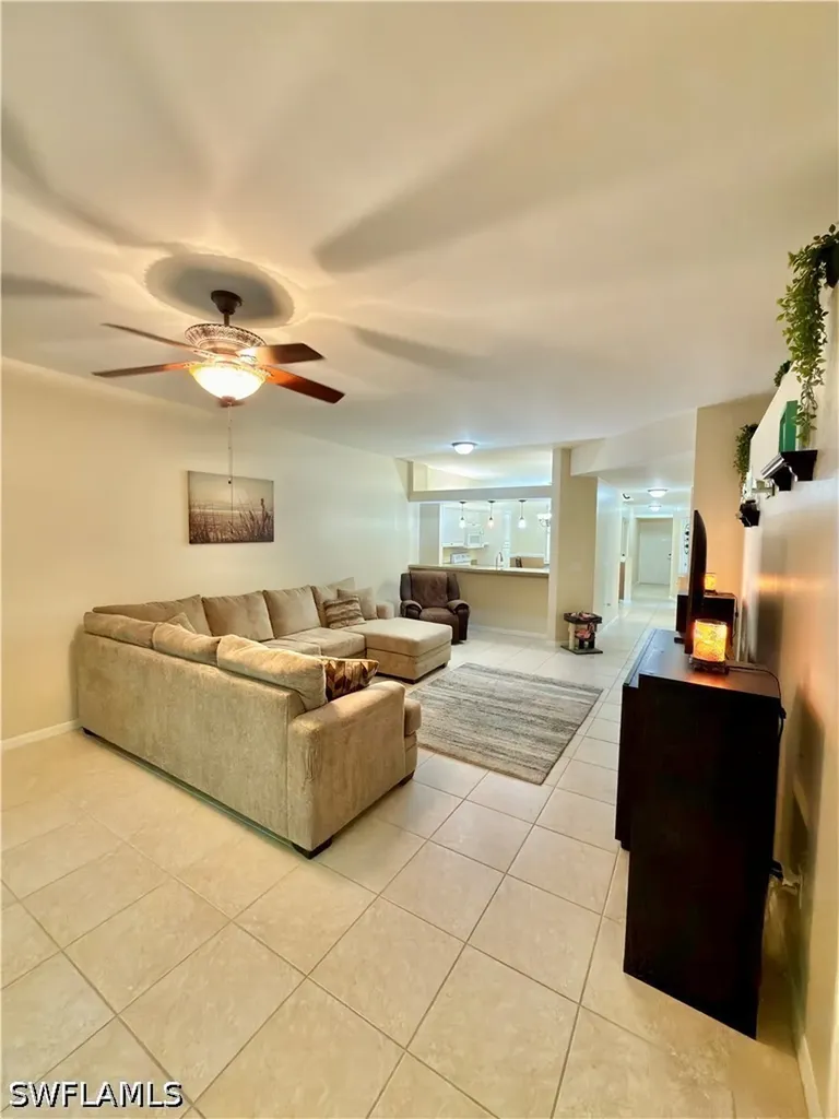 517 Robin Hood Circle Naples FL 34104