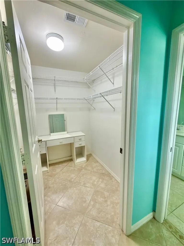 517 Robin Hood Circle Naples FL 34104
