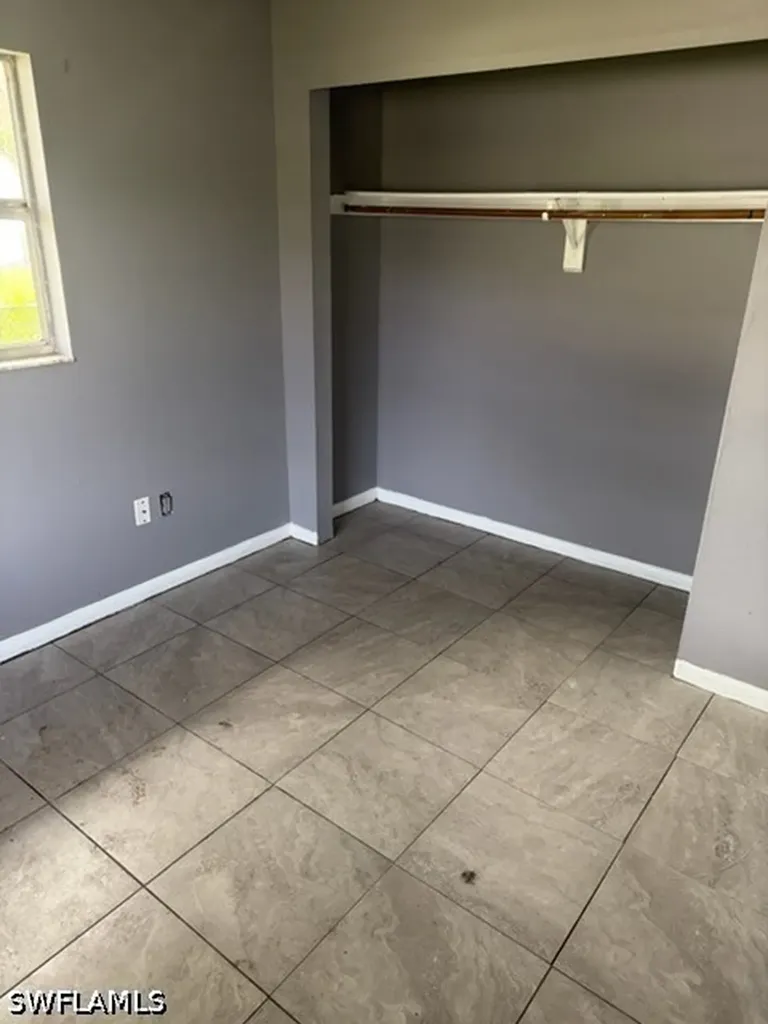 18609 Miami Boulevard Fort Myers FL 33967