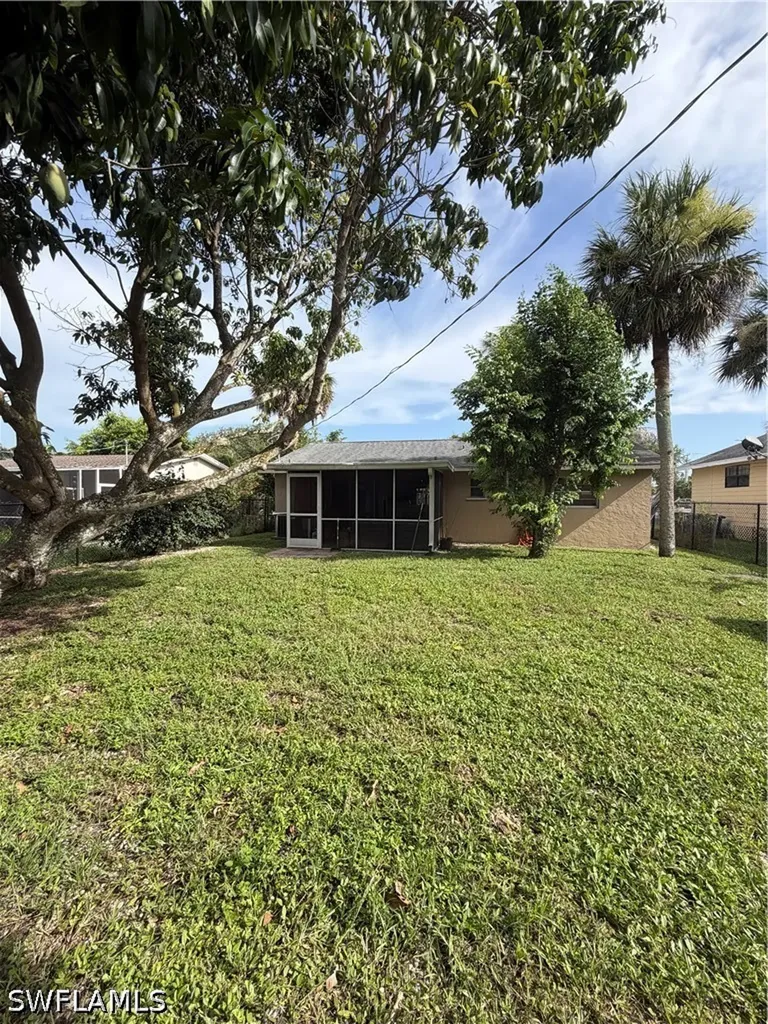 11543 Chapman Avenue Bonita Springs FL 34135