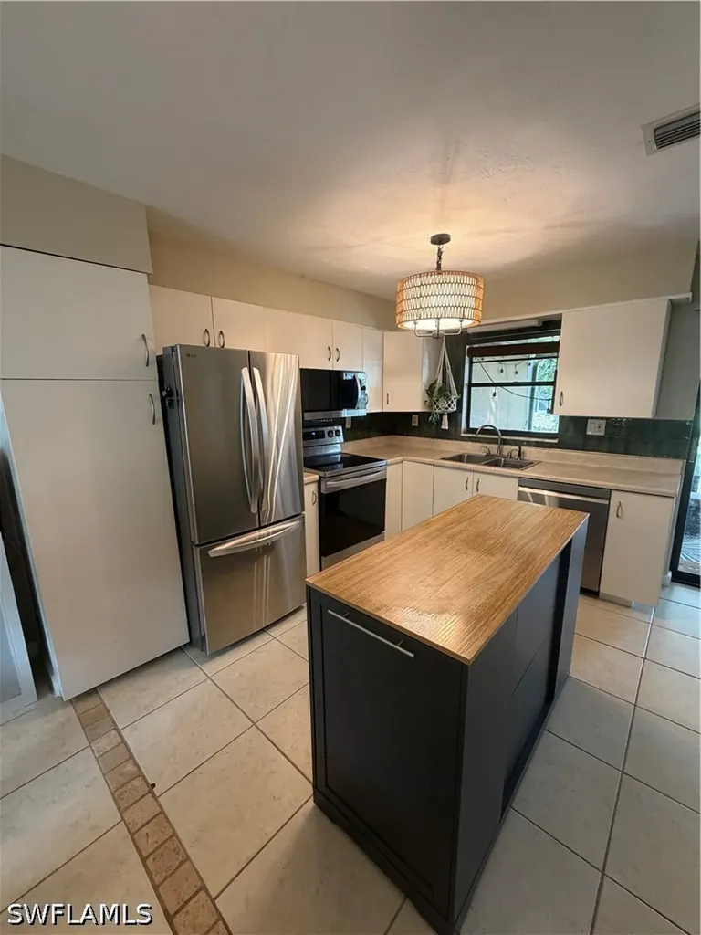 11543 Chapman Avenue Bonita Springs FL 34135