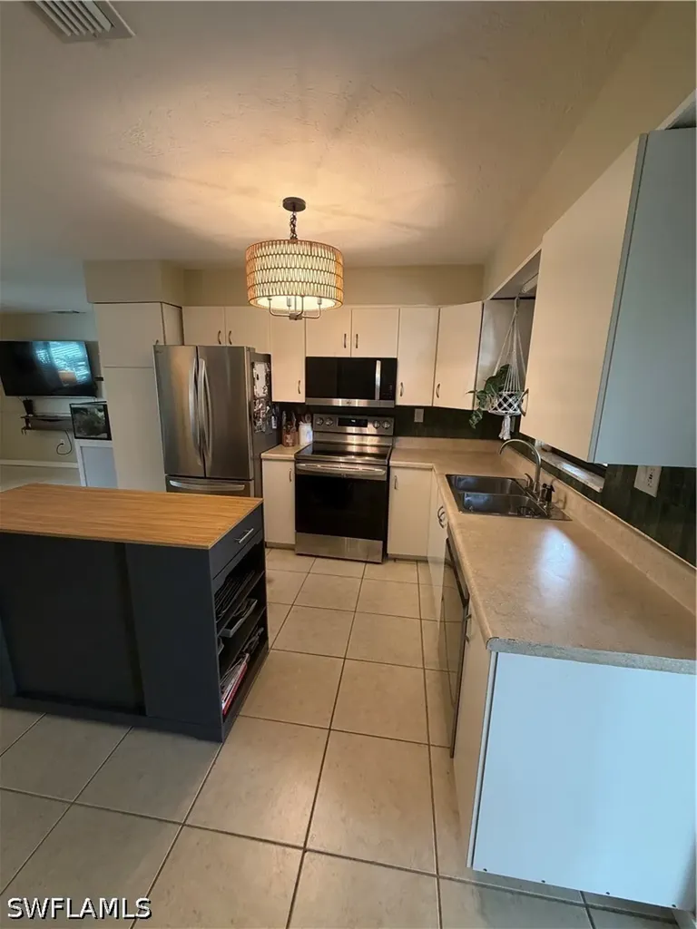 11543 Chapman Avenue Bonita Springs FL 34135