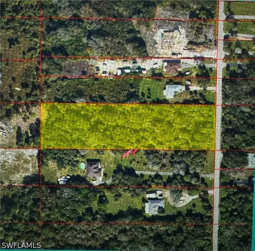 381 16th Street NE Naples FL 34120
