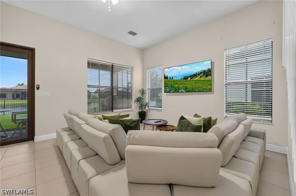 5438 Ferrari Avenue Immokalee FL 34142