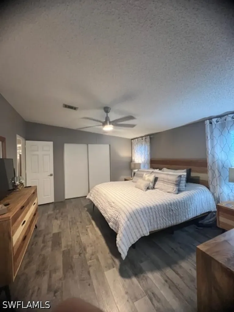 1515 Gulf Coast Drive Naples FL 34110