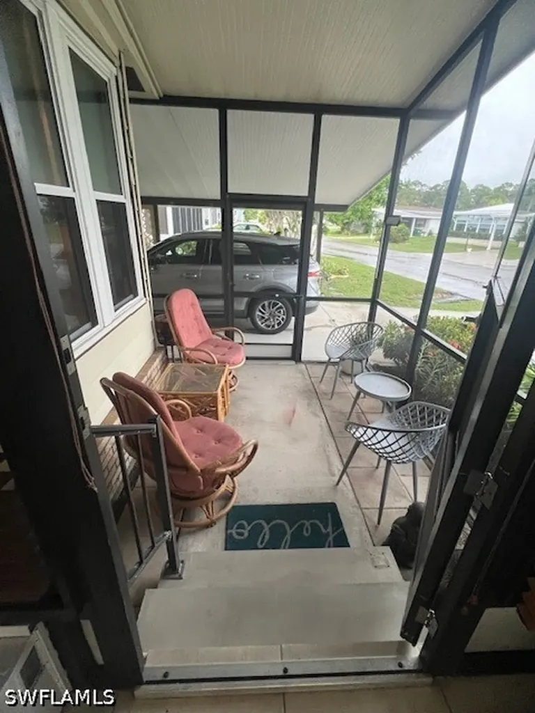 1515 Gulf Coast Drive Naples FL 34110