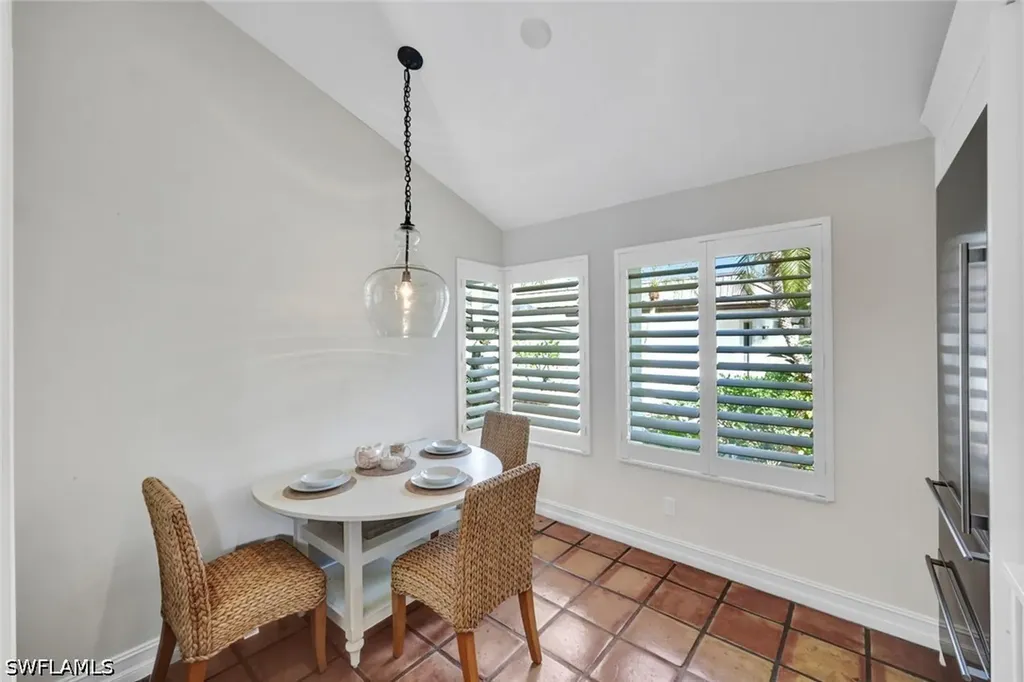202 Bears Paw Trail Naples FL 34105