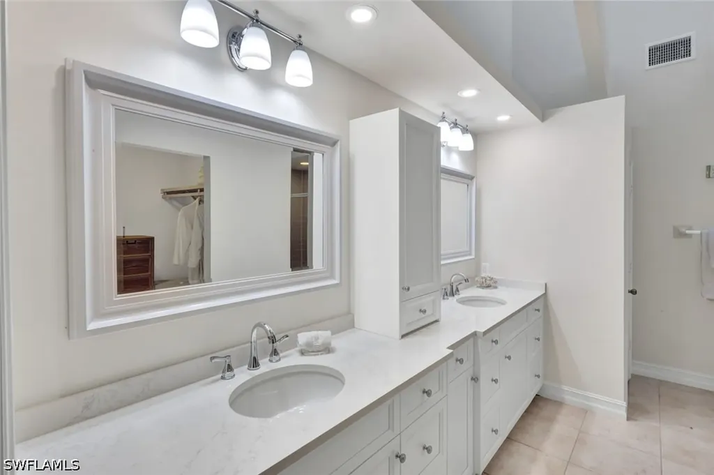 202 Bears Paw Trail Naples FL 34105