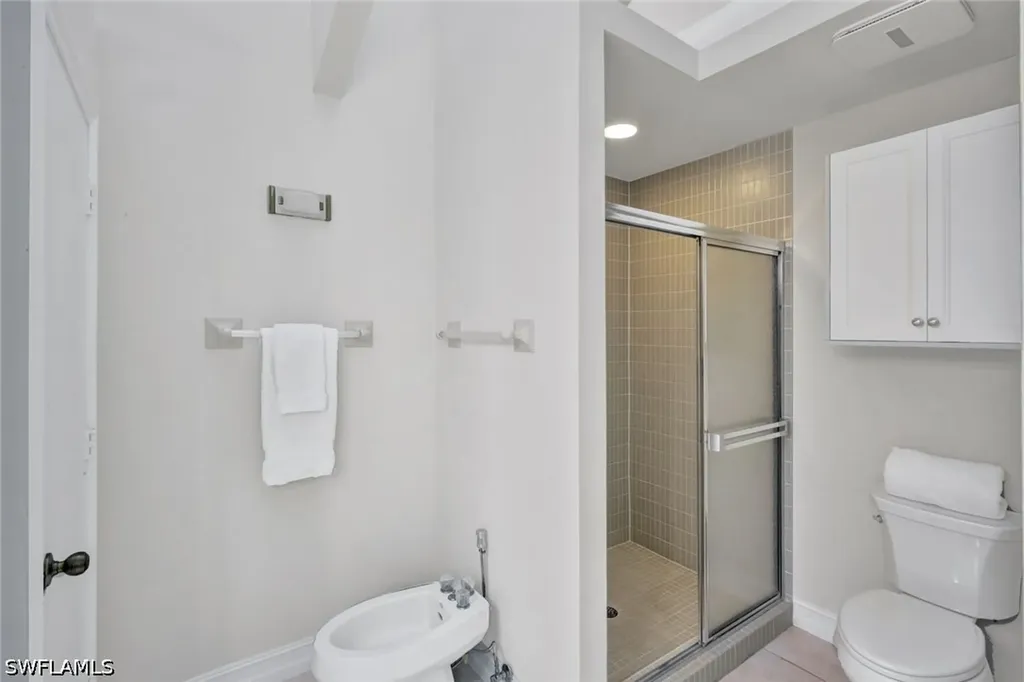 202 Bears Paw Trail Naples FL 34105