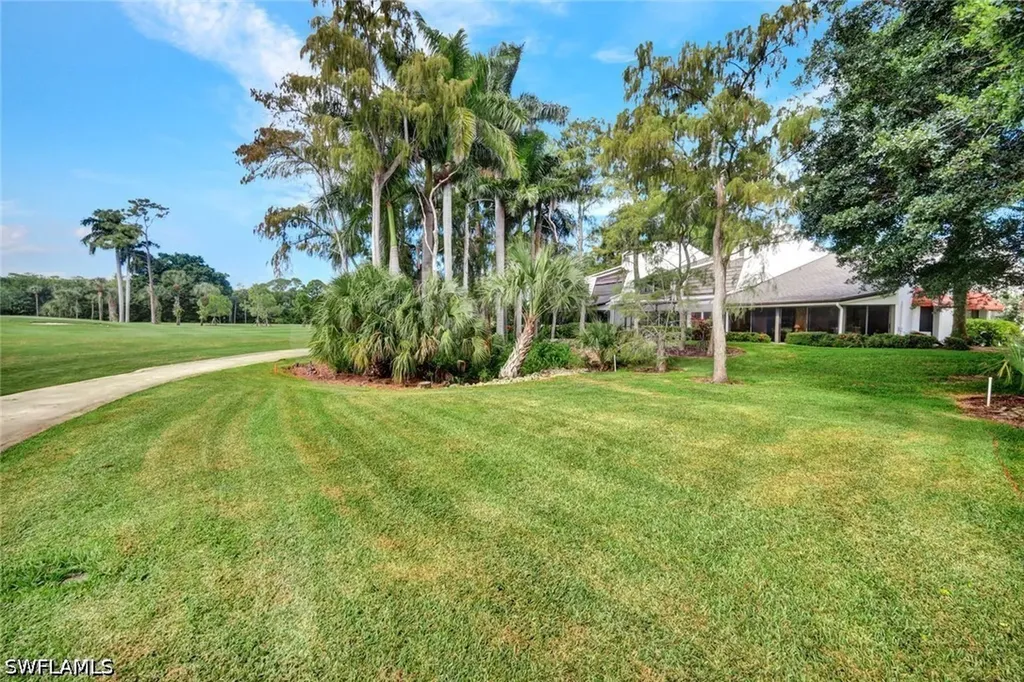 202 Bears Paw Trail Naples FL 34105
