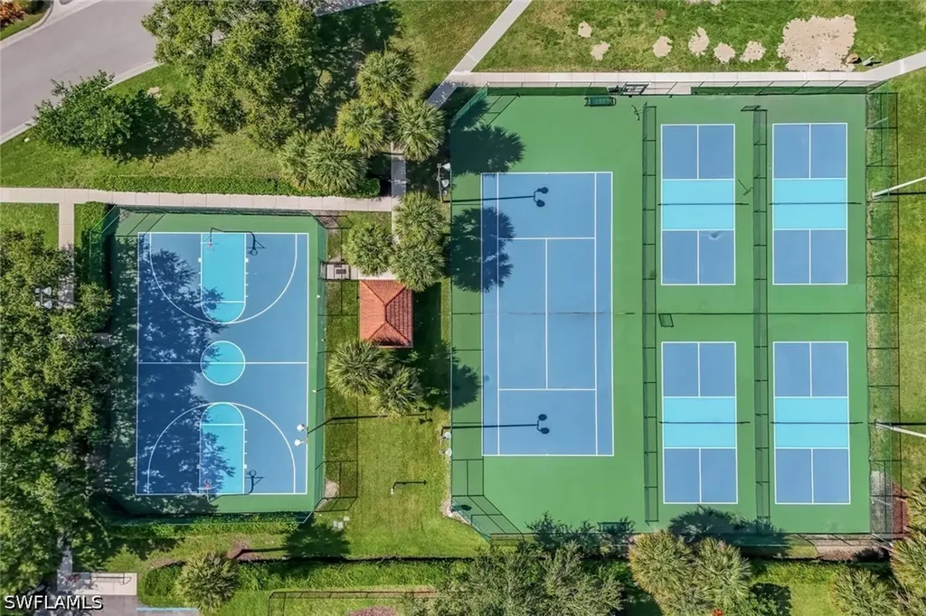 88 Burnt Pine Drive Naples FL 34119