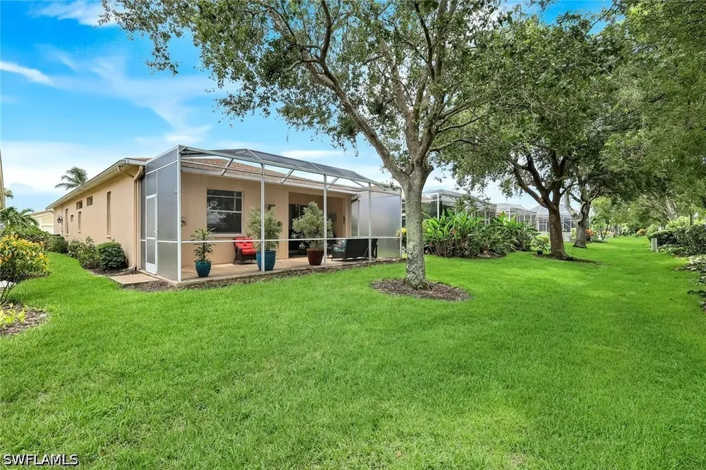8683 Ibis Cove Circle Naples FL 34119