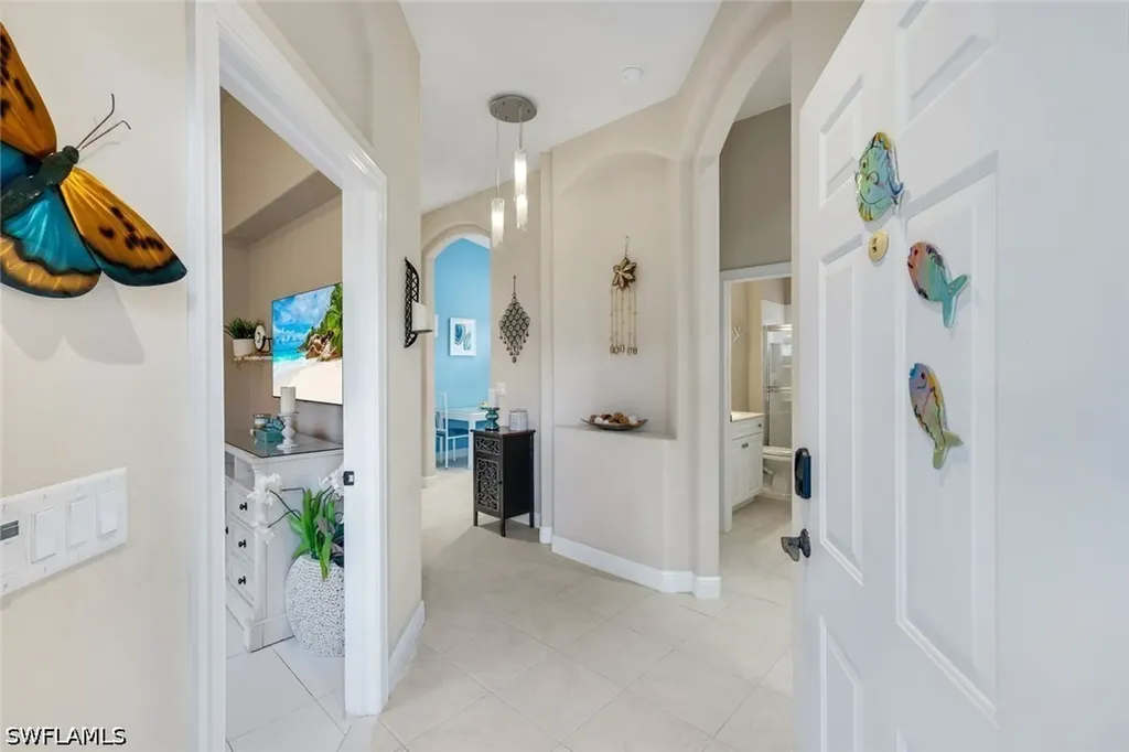 8683 Ibis Cove Circle Naples FL 34119