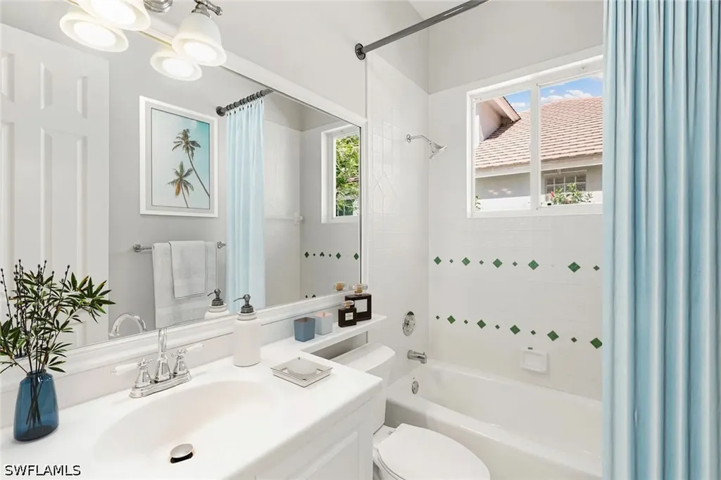 6821 Wellington Drive Naples FL 34109