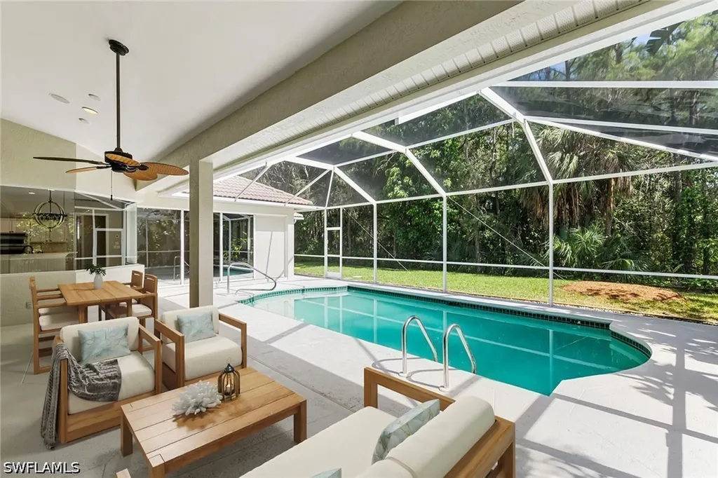 6821 Wellington Drive Naples FL 34109
