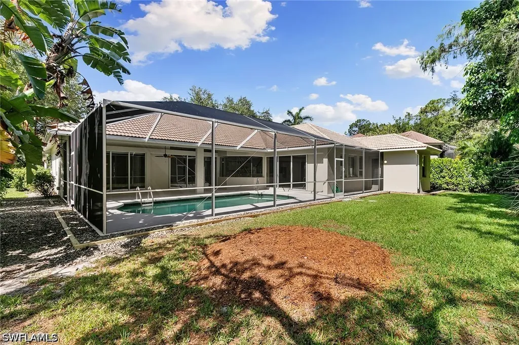 6821 Wellington Drive Naples FL 34109