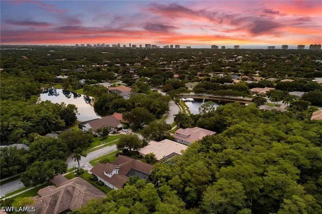 6821 Wellington Drive Naples FL 34109