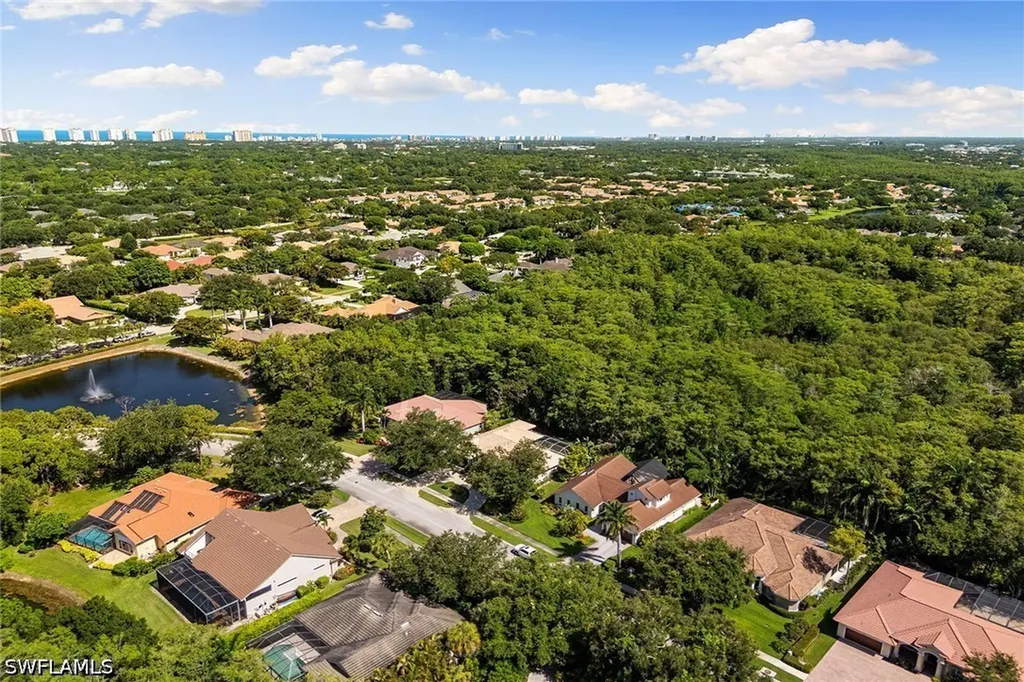 6821 Wellington Drive Naples FL 34109