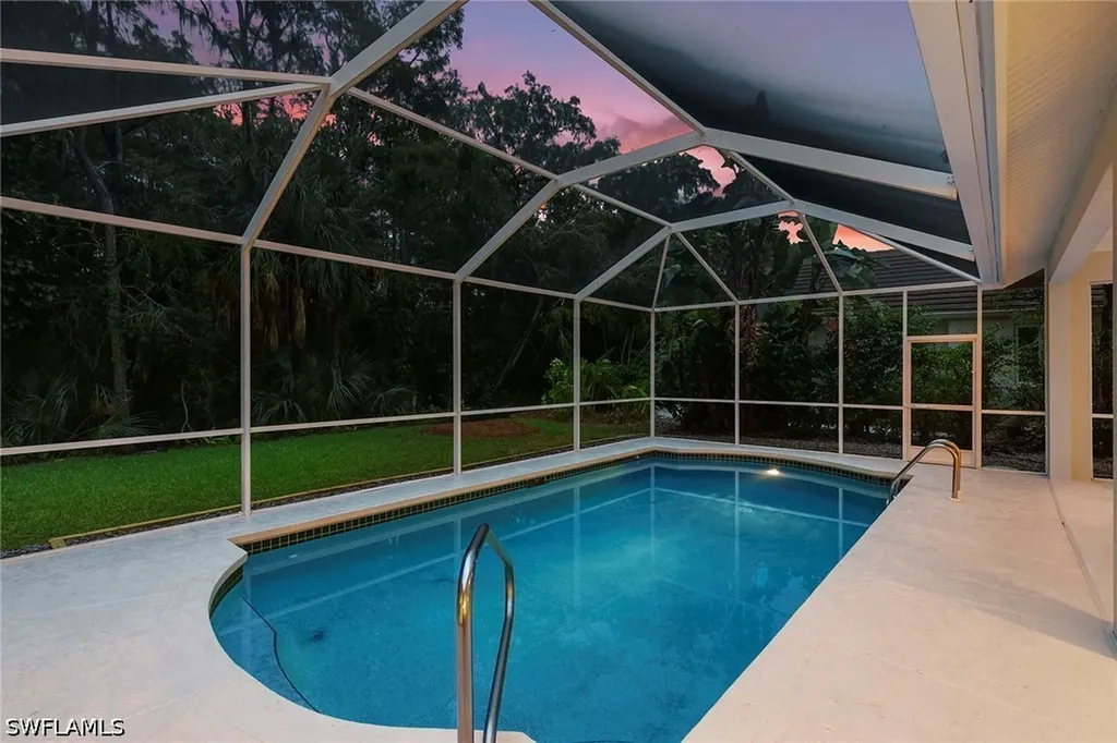 6821 Wellington Drive Naples FL 34109